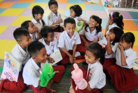 Sekolah Tanpa Kelas & Tanpa PR: Setelah 1 Tahun Dicoba di 50 SD Negeri, Apakah Anak Kita Lebih Pintar atau Malah Kacau?
